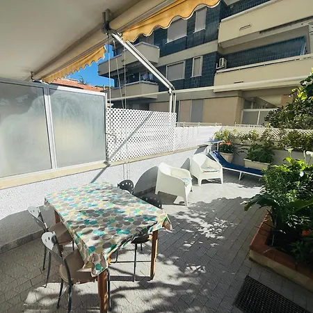 Fronte Mare In Centro Con Terrazza Privata Apartament Marina dʼAndora