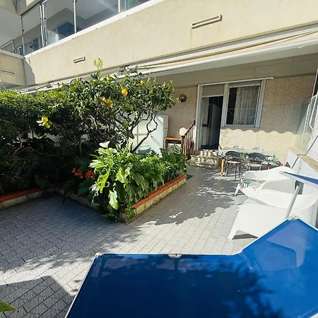 Graziella - Fronte Mare In Centro Con Terrazza Apartamento
