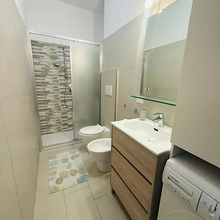 Graziella - Fronte Mare In Centro Con Terrazza Apartamento Marina dʼAndora
