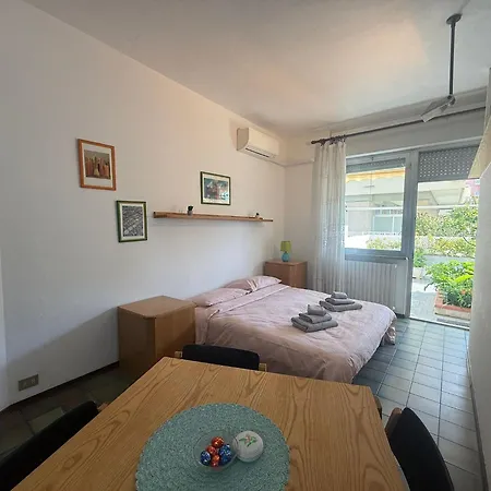 Graziella - Fronte Mare In Centro Con Terrazza Marina dʼAndora